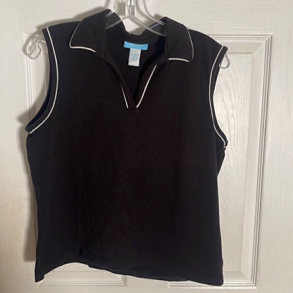 Jennifer Moore pull over black top